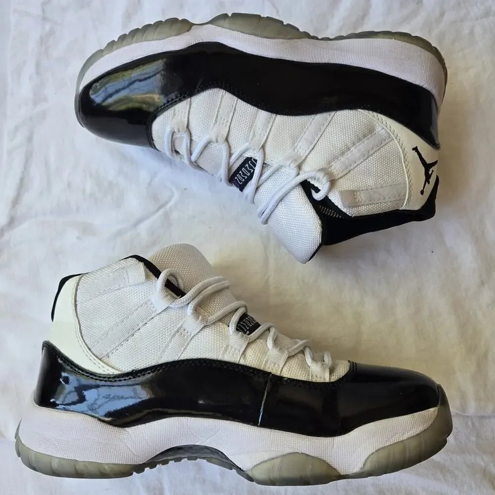 Jordan 11 Retro High Concord White/Black 136046-110 Size 8.5